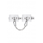 Белые мягкие кожаные наручники с люверсами - Pecado - купить с доставкой в Элисте