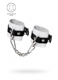 Бело-черные кожаные наручники с одним ремешком с люверсами - Pecado - купить с доставкой в Элисте