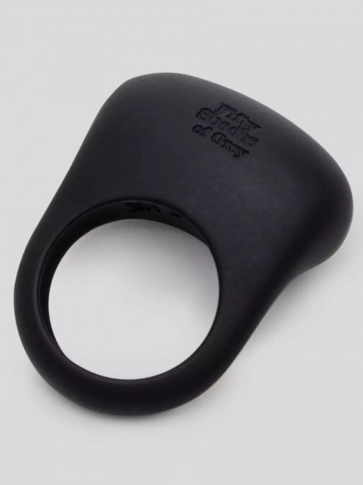 Черное эрекционное виброкольцо Sensation Rechargeable Vibrating Love Ring - Fifty Shades of Grey - в Элисте купить с доставкой